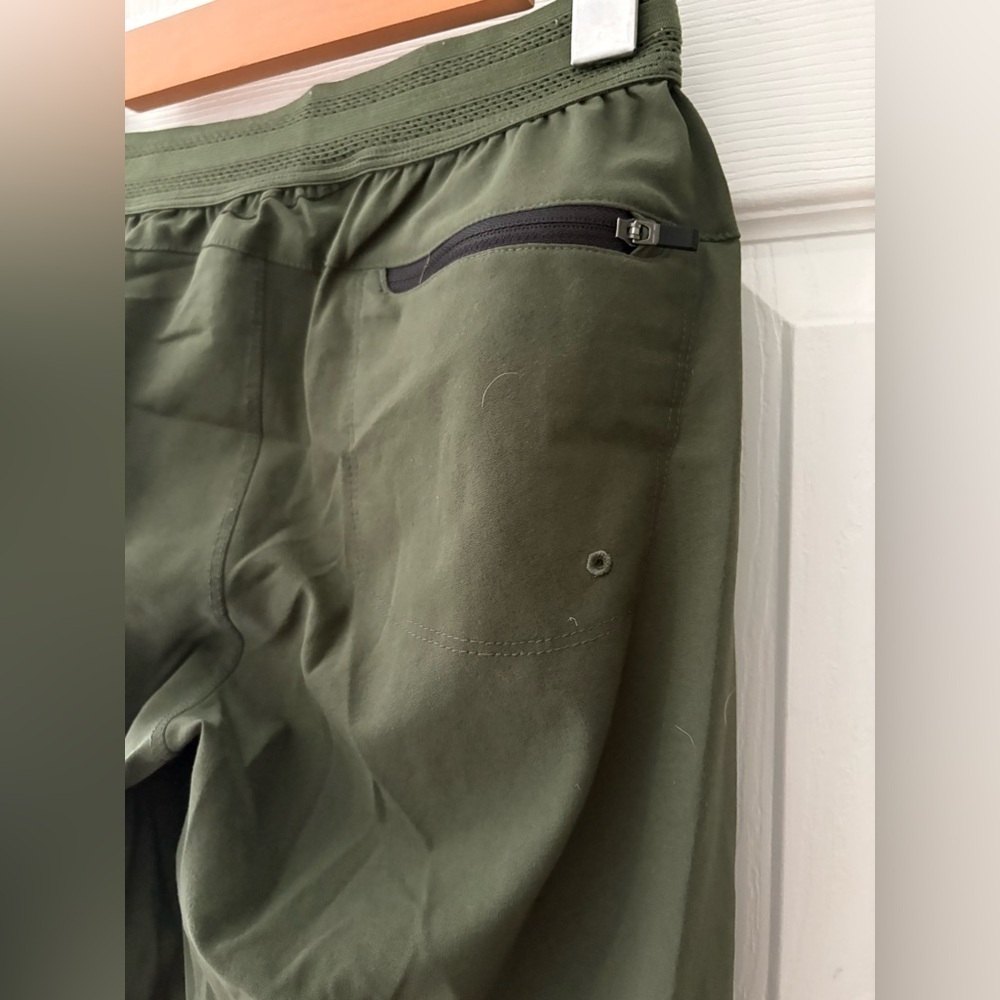 Mountain Hardwear Olive Green Women's Pants - Picture 3 of 10
